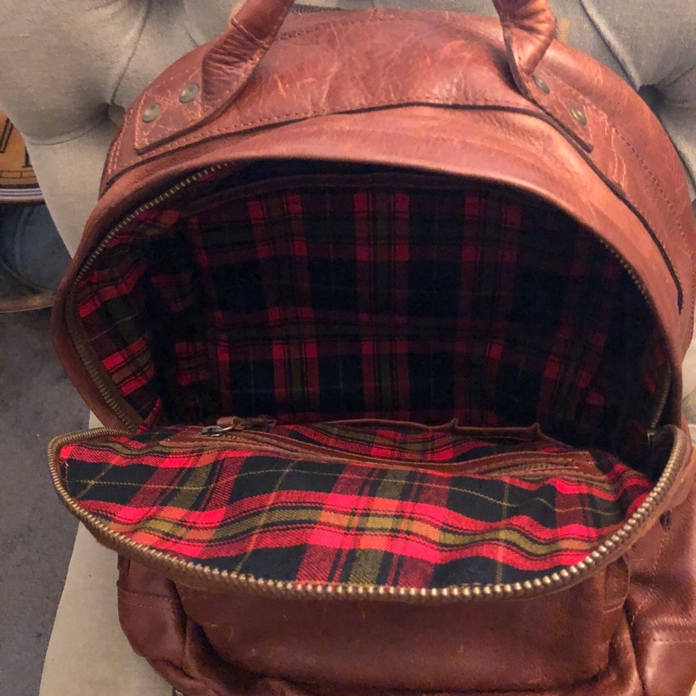 Large WIll Leather Goods Heavy Duty Backpack - Picture 4 of 8